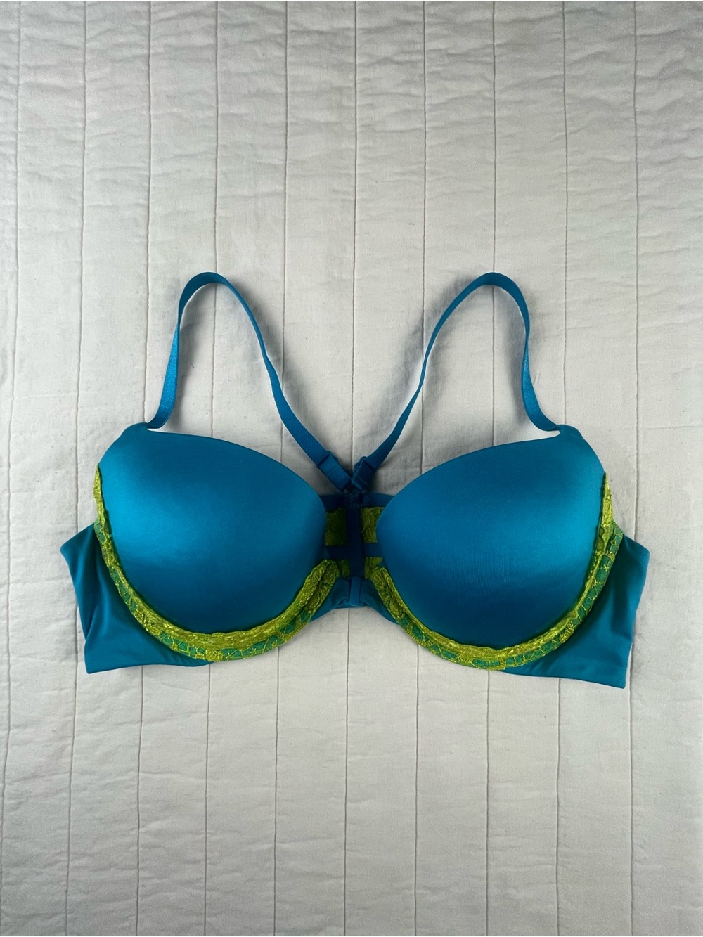 Victoria's Secret Very Sexy Push Up Front Closure Racerback Bra 38C